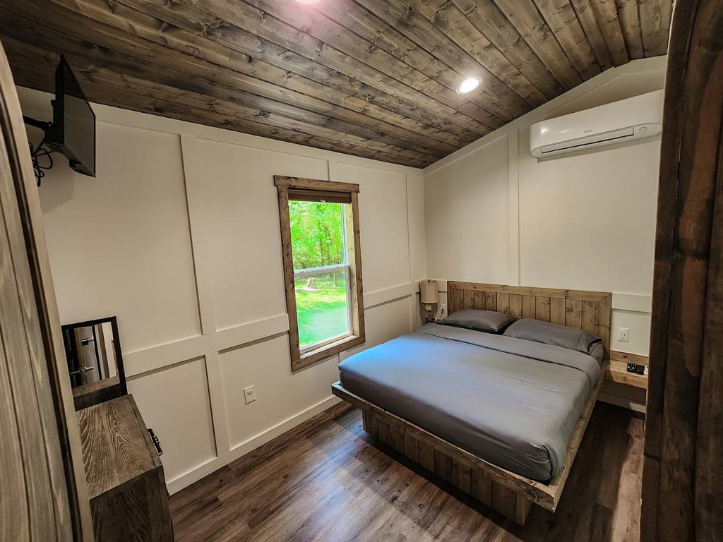 river-ridge-retreat-campground-cabins-2