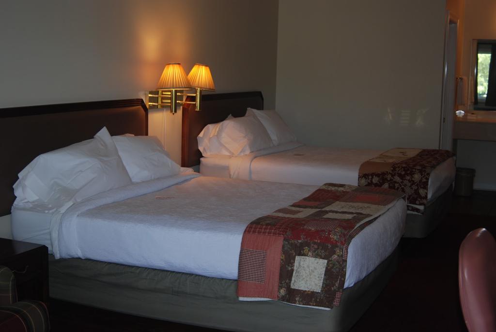 qc-inn-and-rv-resort-2