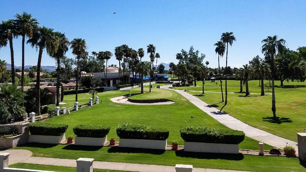 golden-hills-golf-club-1