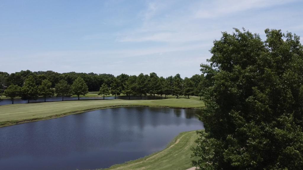 brownstone-country-club-resort-1