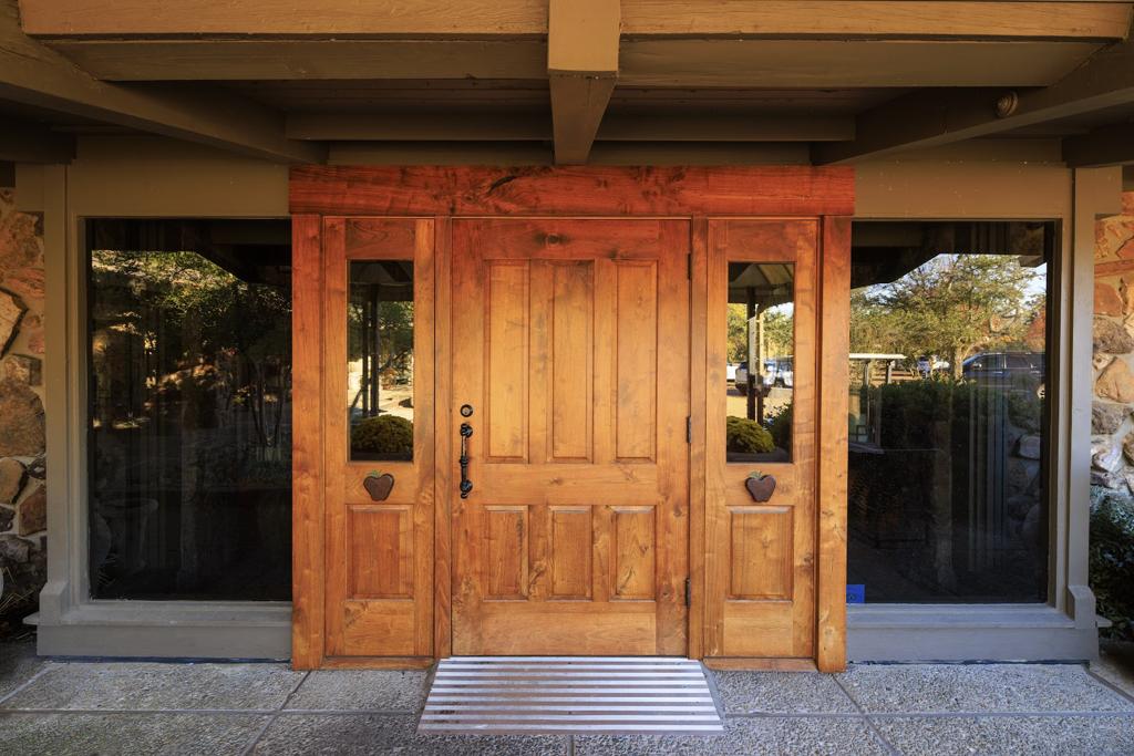 red-apple-inn-country-club-1755480084355