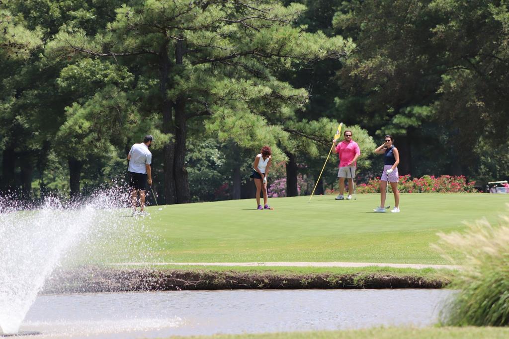 meadowbrook-country-club-2