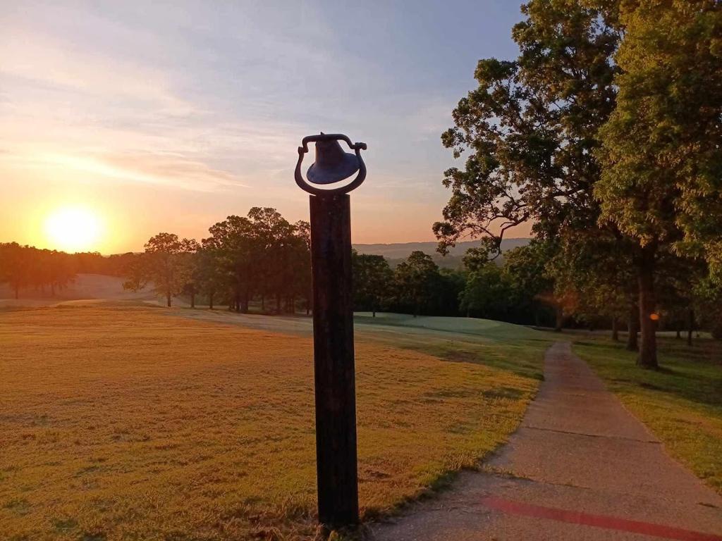 golf-on-turkey-mountain-1755481722687