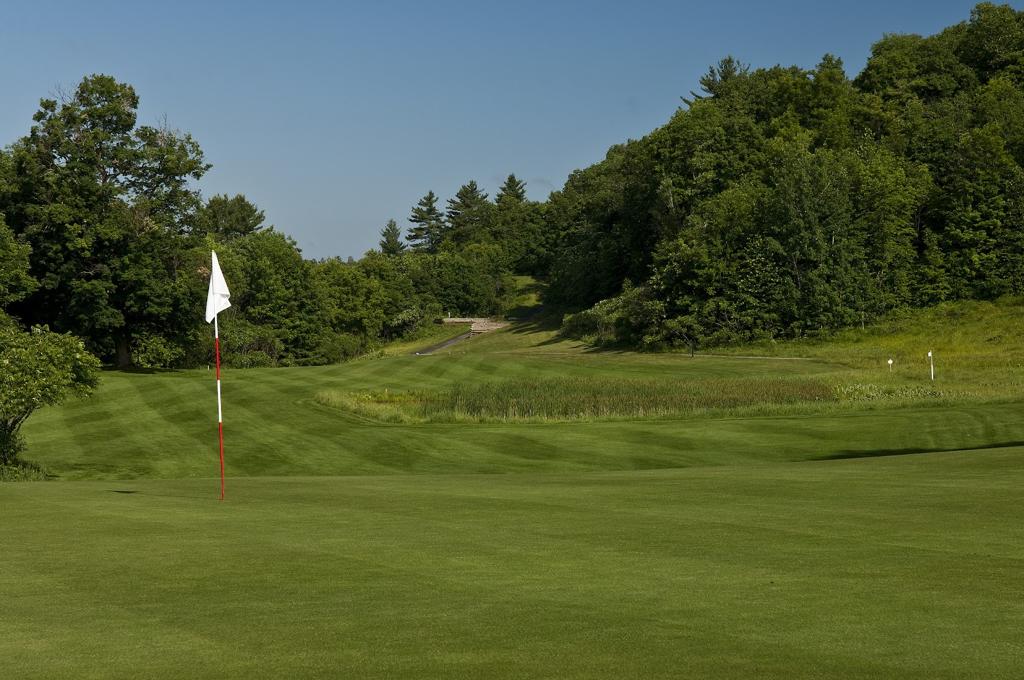golf-mont-cascades-1755490754612