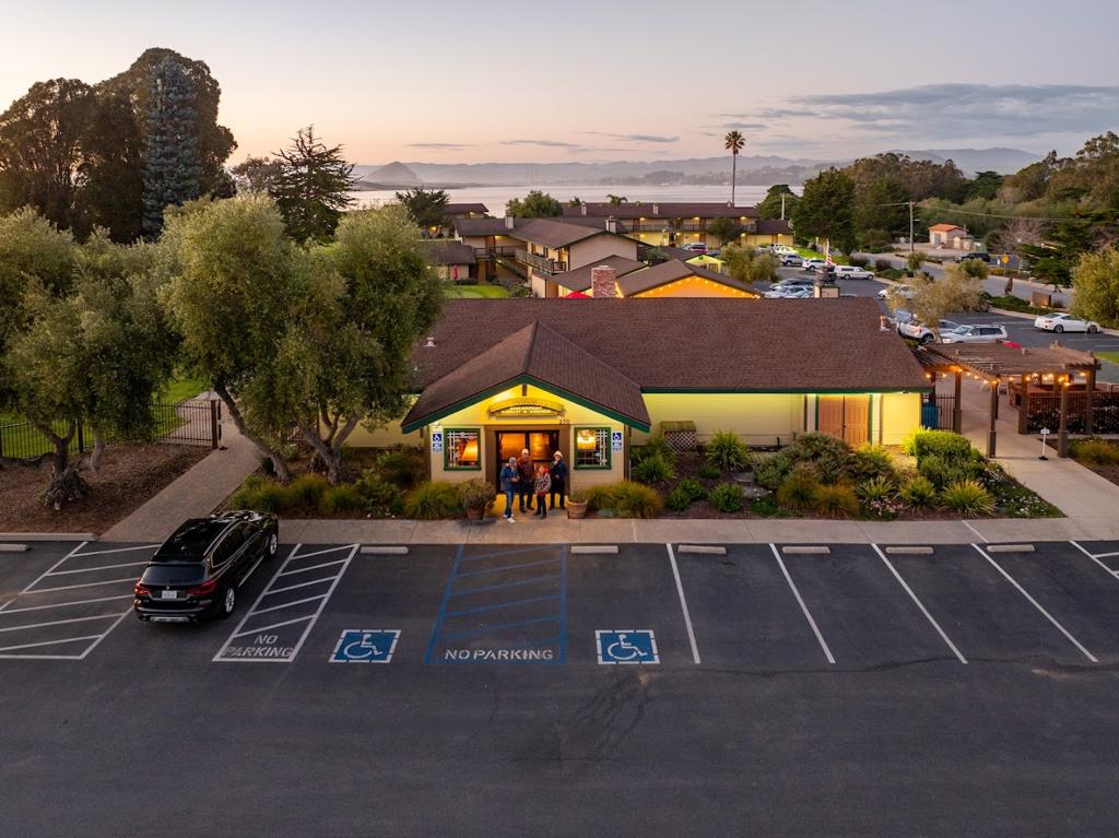 the-clubhouse-grill-sea-pines-9
