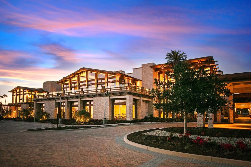 newport-beach-country-club-1755481158763