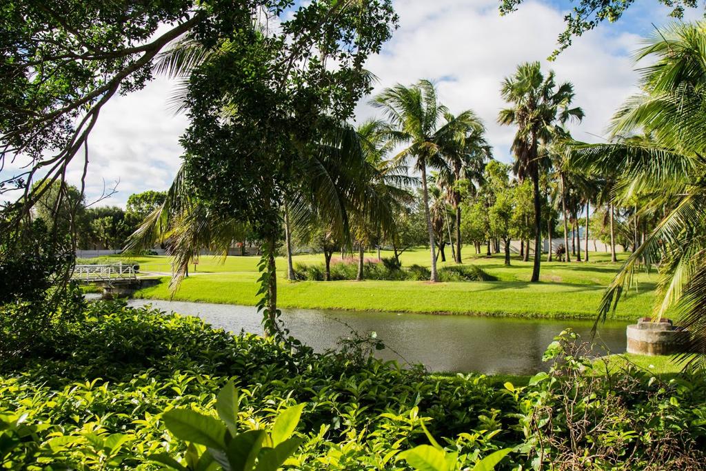 the-bridges-at-springtree-golf-club-1