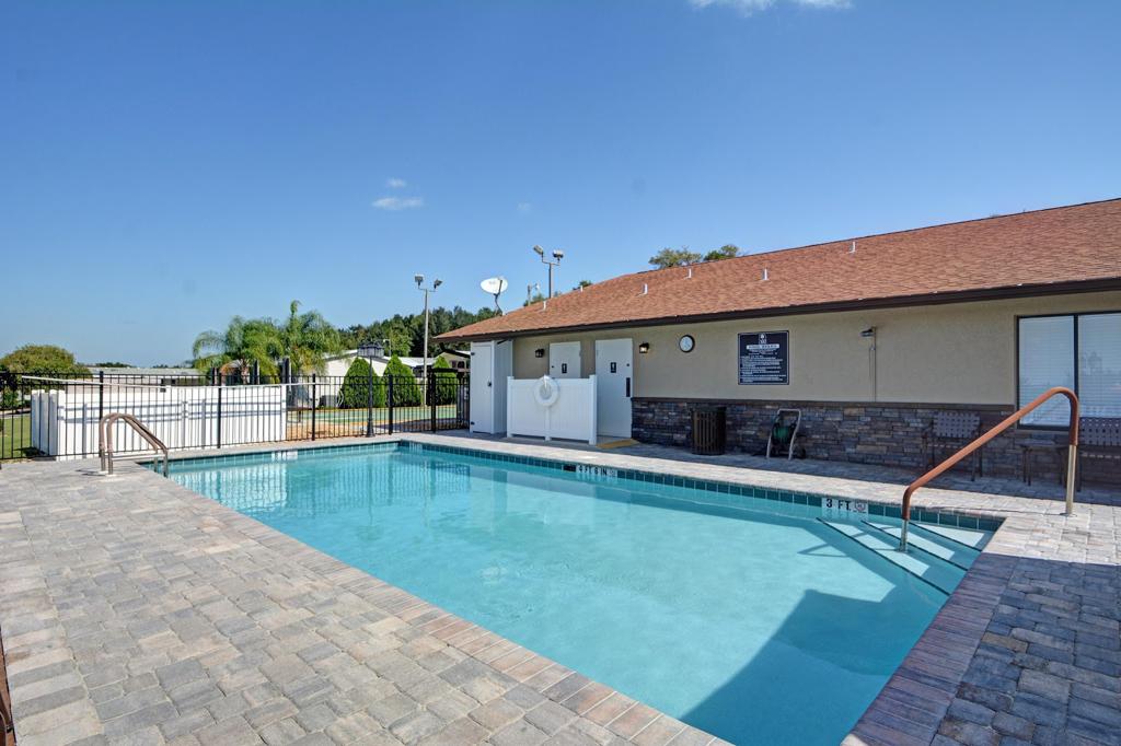 water-oak-country-club-estates-5