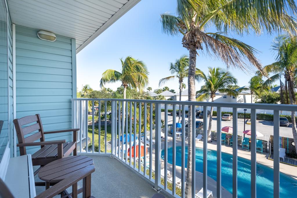 capt-hirams-resort-6