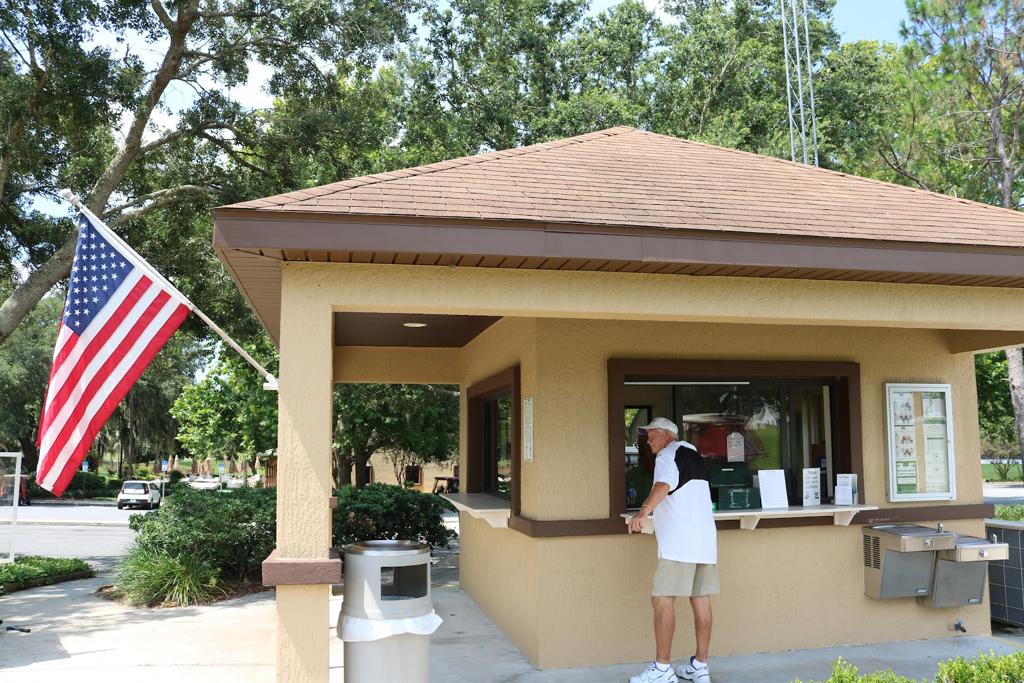 silver-lake-executive-golf-course-1755494409672