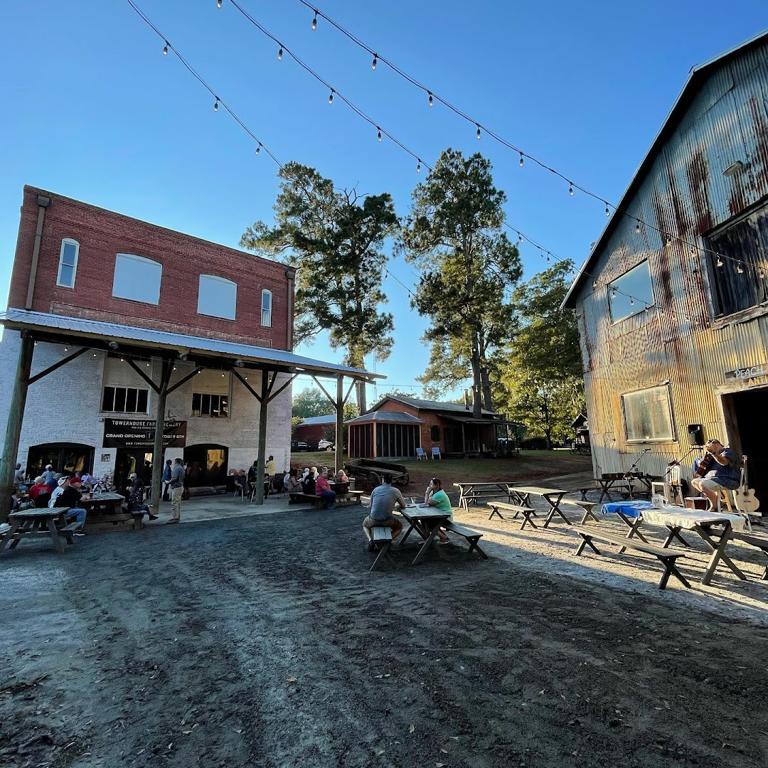 towerhouse-farm-brewery-5