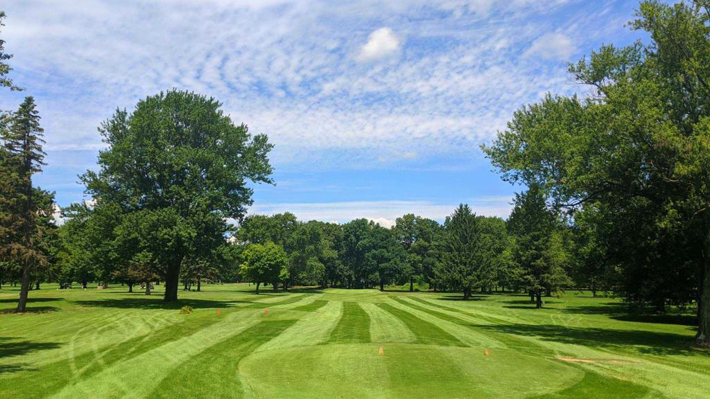 four-lakes-country-club-1
