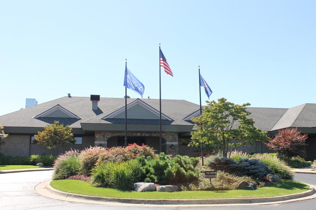 railside-golf-club-alder-iron-restaurant-1755477806454