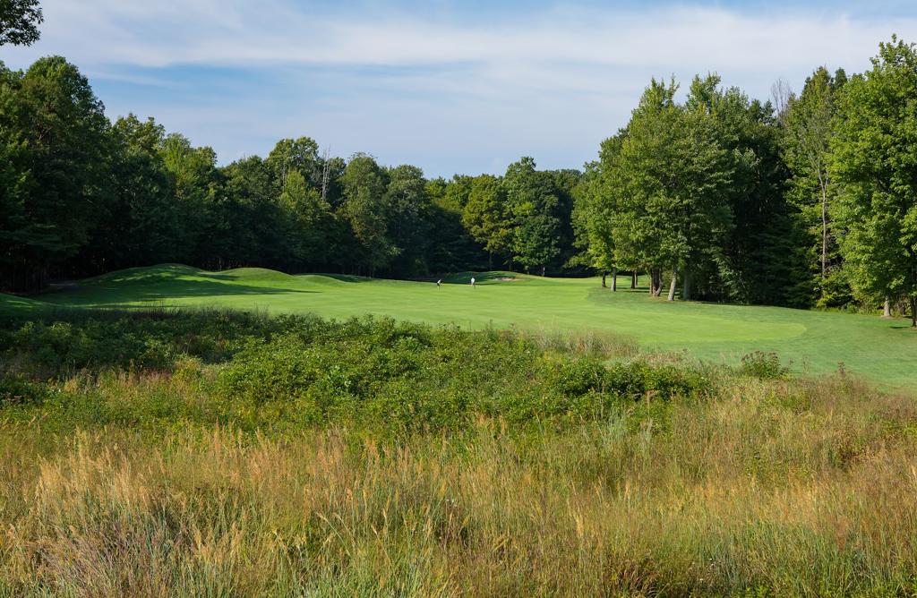 ravines-golf-club-1755477803342