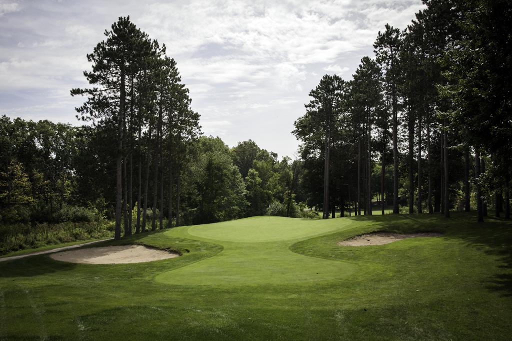 whispering-pines-golf-club-banquet-hall-1755490116952