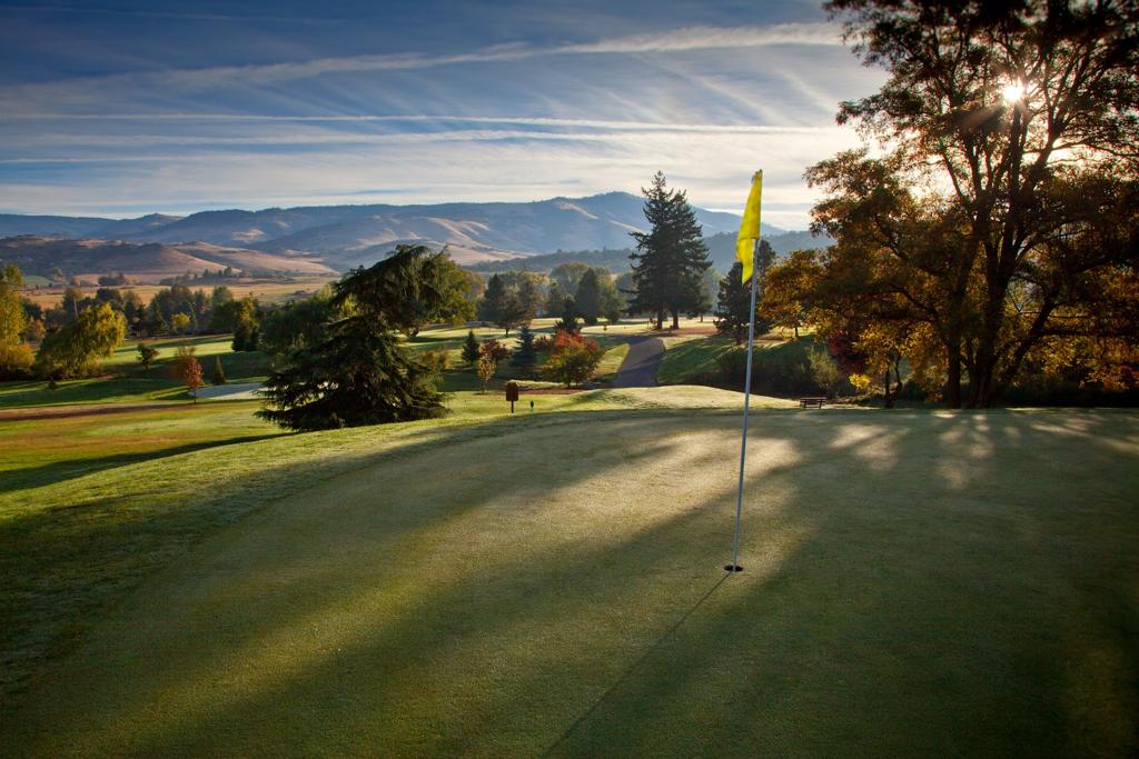oak-knoll-golf-course-1755476628422