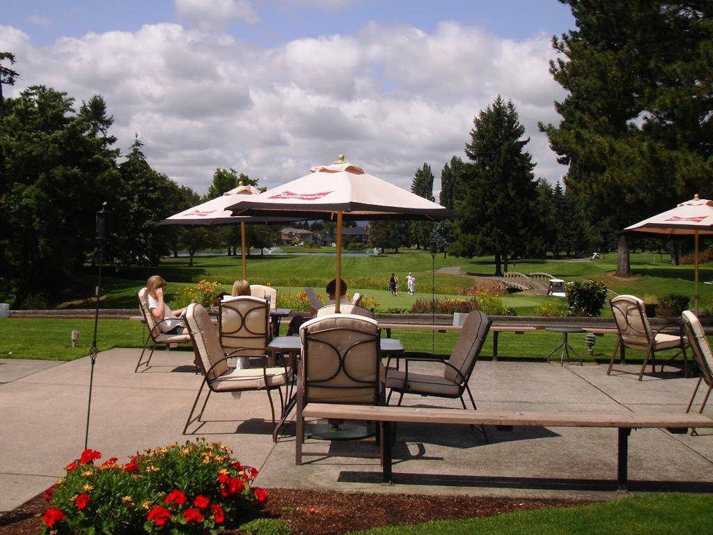 the-view-restaurant-lounge-1755478322603