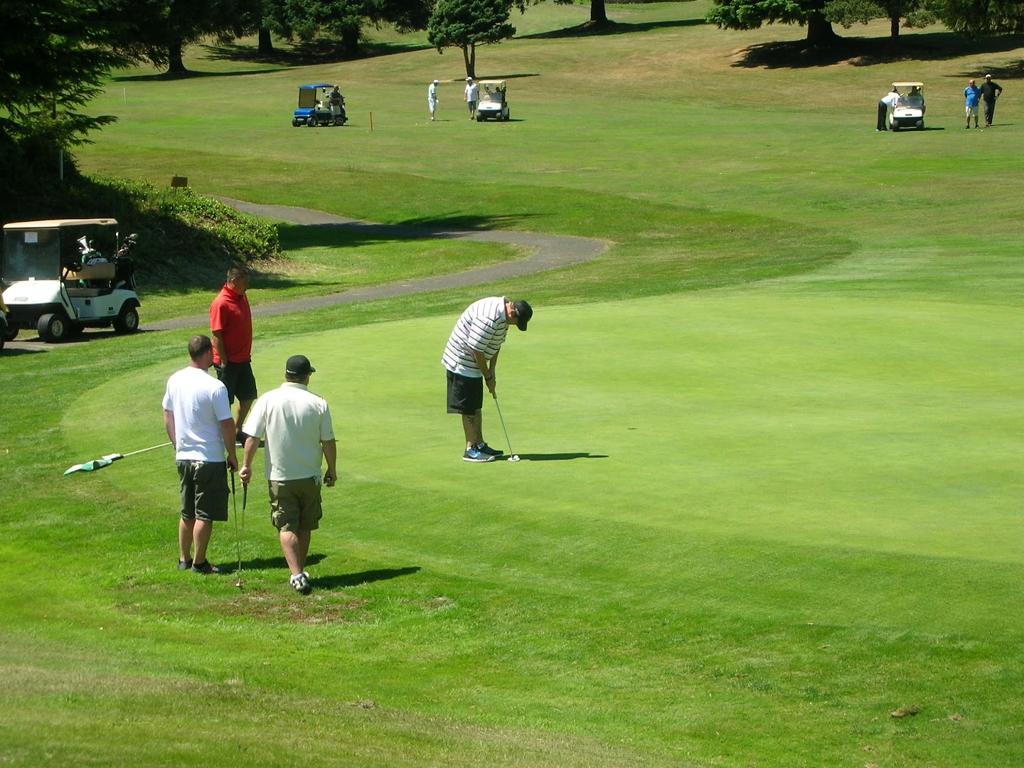 reedsport-golf-course-public-welcome-formerly-forest-hills-cc-1755490980224