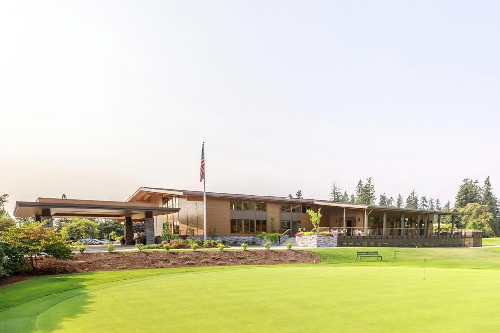 eugene-country-club-1755496031736
