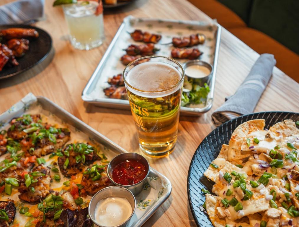 birdie-bros-bar-restaurant-8