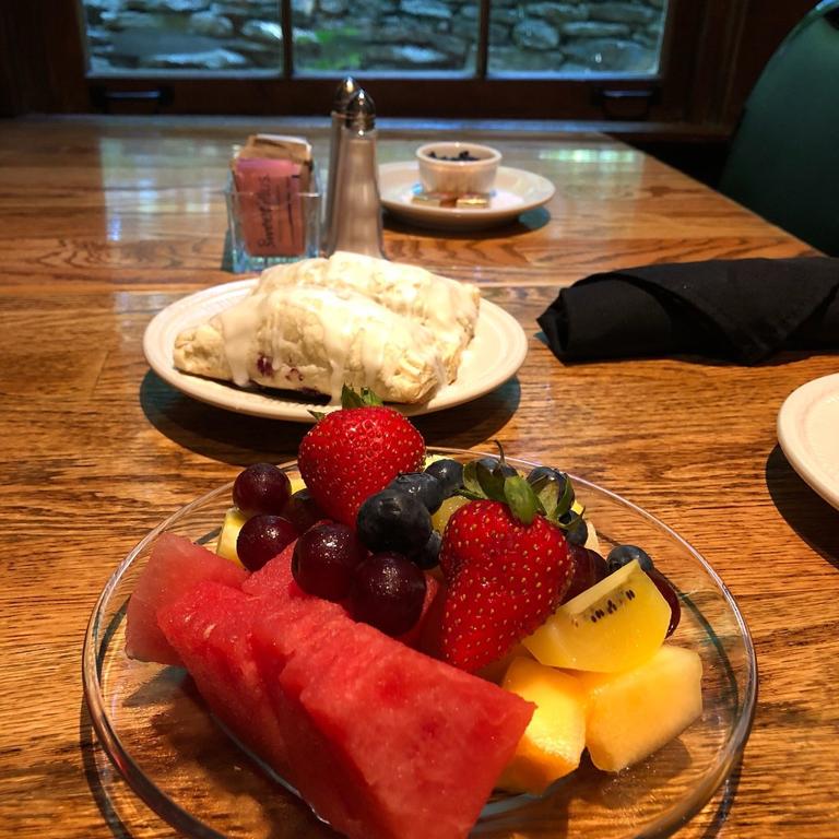 evins-mill-resort-retreat-6