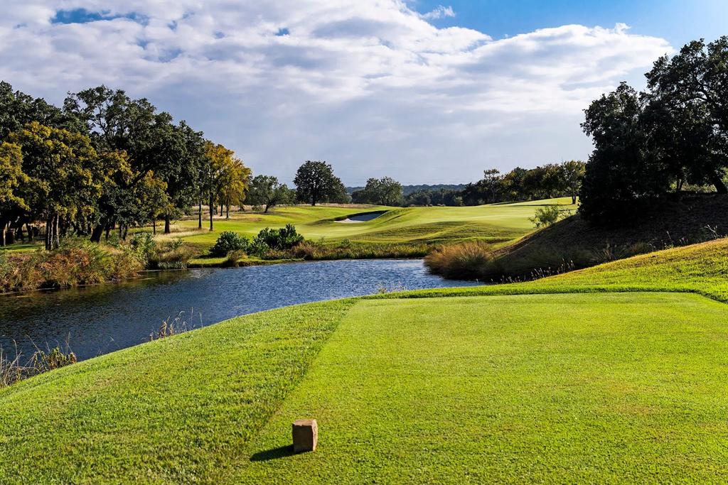 escondido-golf-lake-club-1755477690865