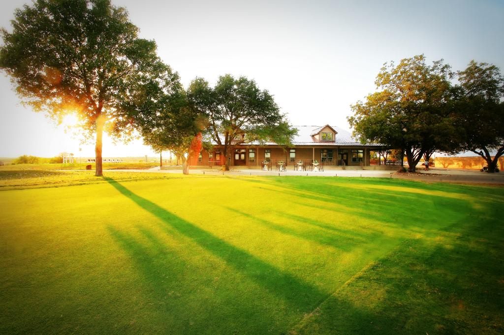 plum-creek-golf-course-1755479448155