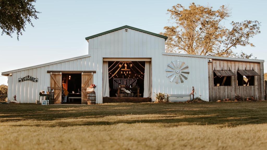 cross-creek-ranch-dancehall-1