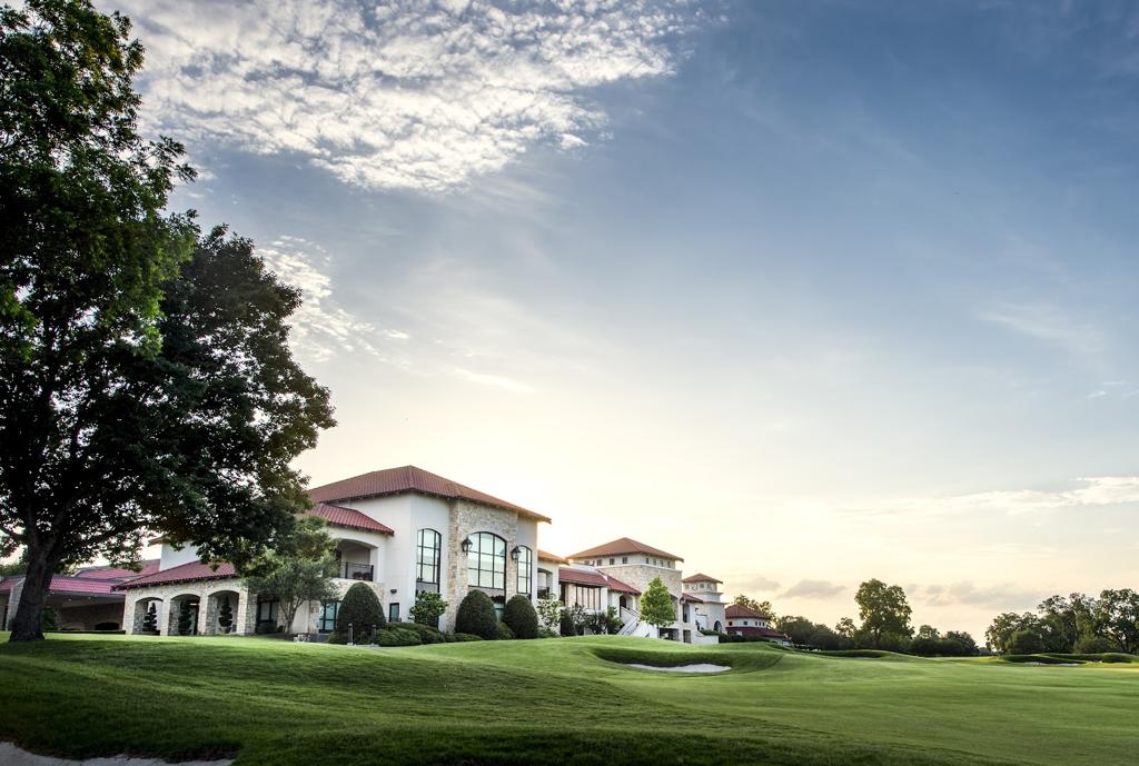 royal-oaks-country-club-1755491373284