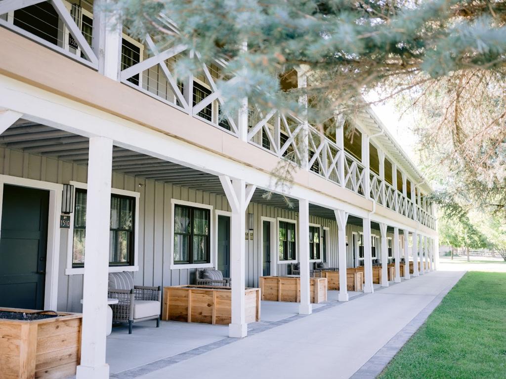 homestead-resort-1
