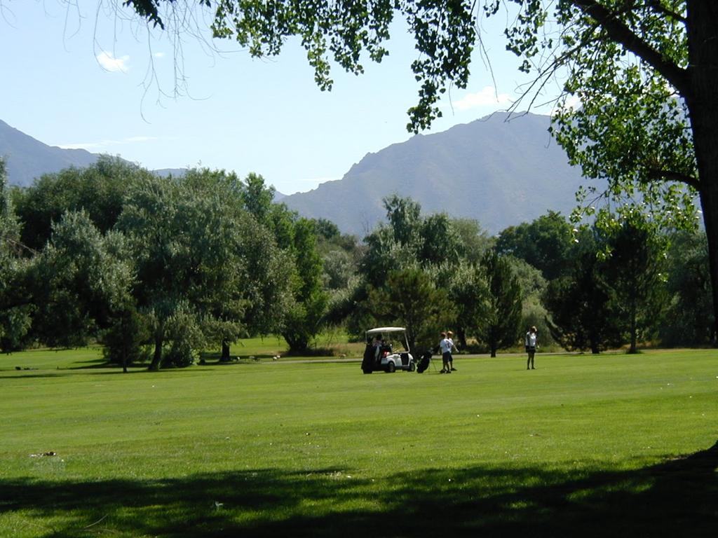 mick-riley-golf-course-1755480969788