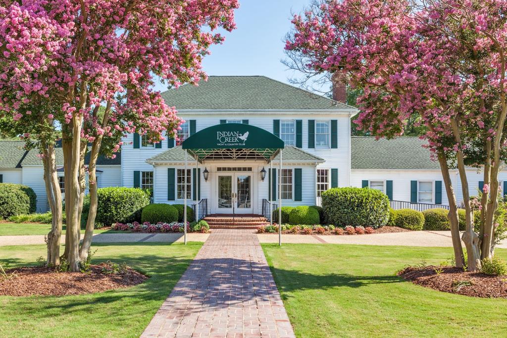indian-creek-yacht-country-club-1755478419308