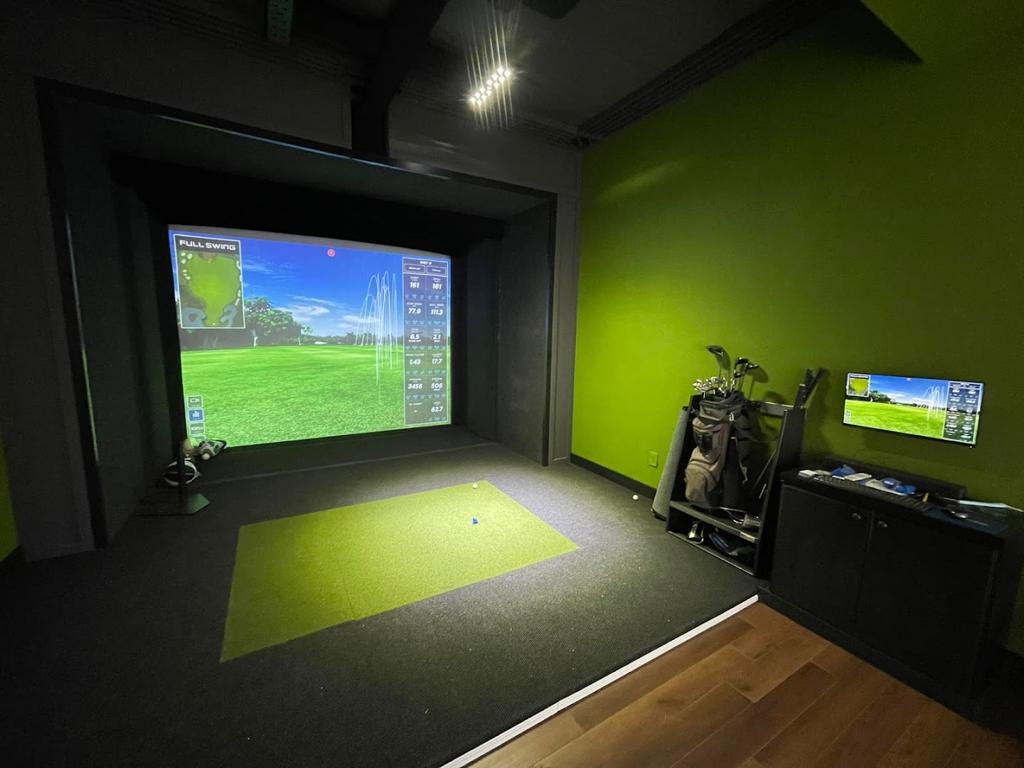 indoor-golf-1